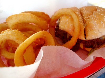 roysburgerandonionrings.jpg